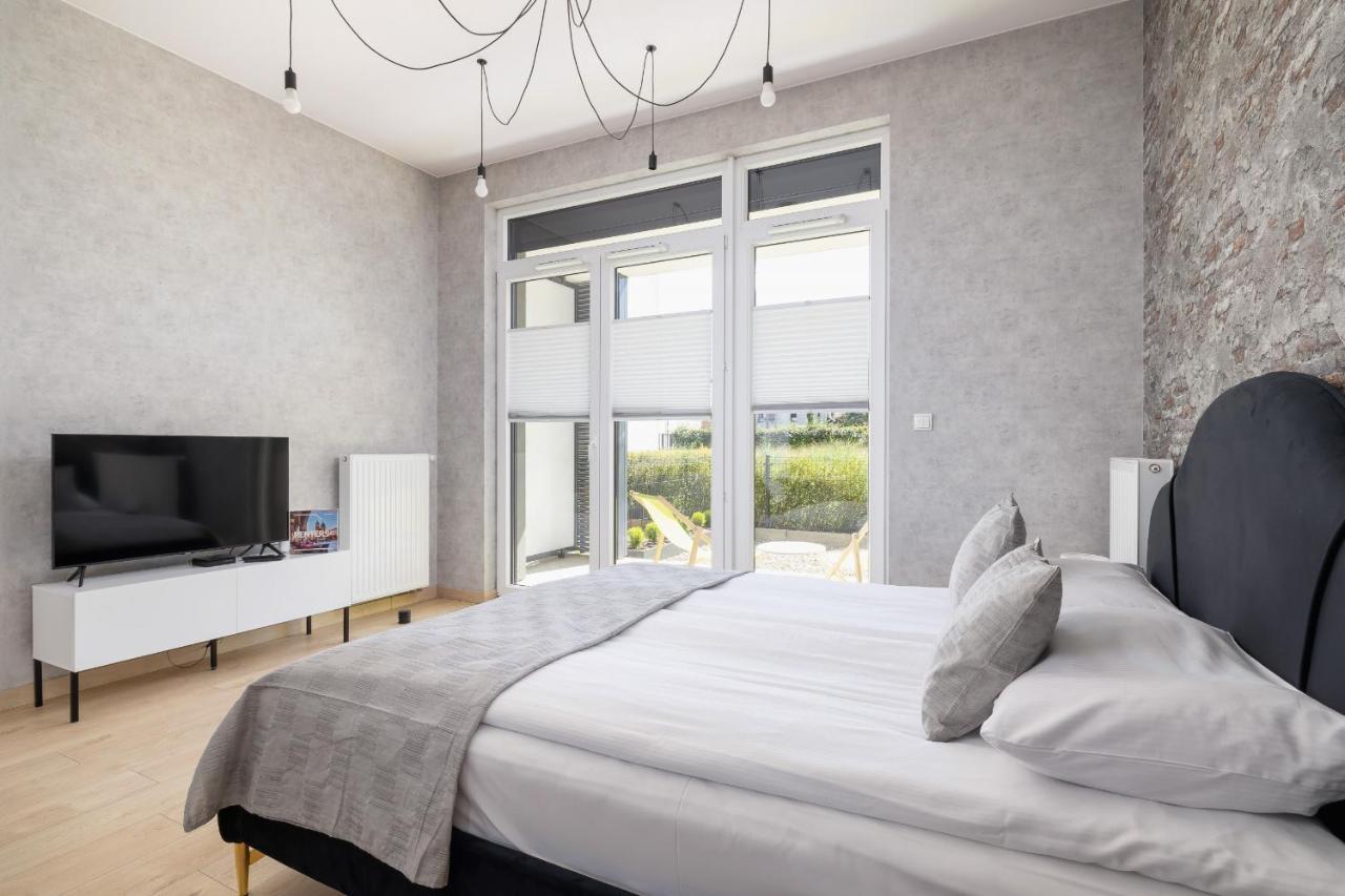 Krakow Studio With Parking & Terrace Near Zalew Bagry By Renters Prestige Exteriér fotografie