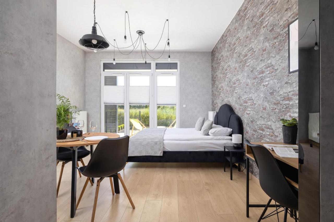 Krakow Studio With Parking & Terrace Near Zalew Bagry By Renters Prestige Exteriér fotografie