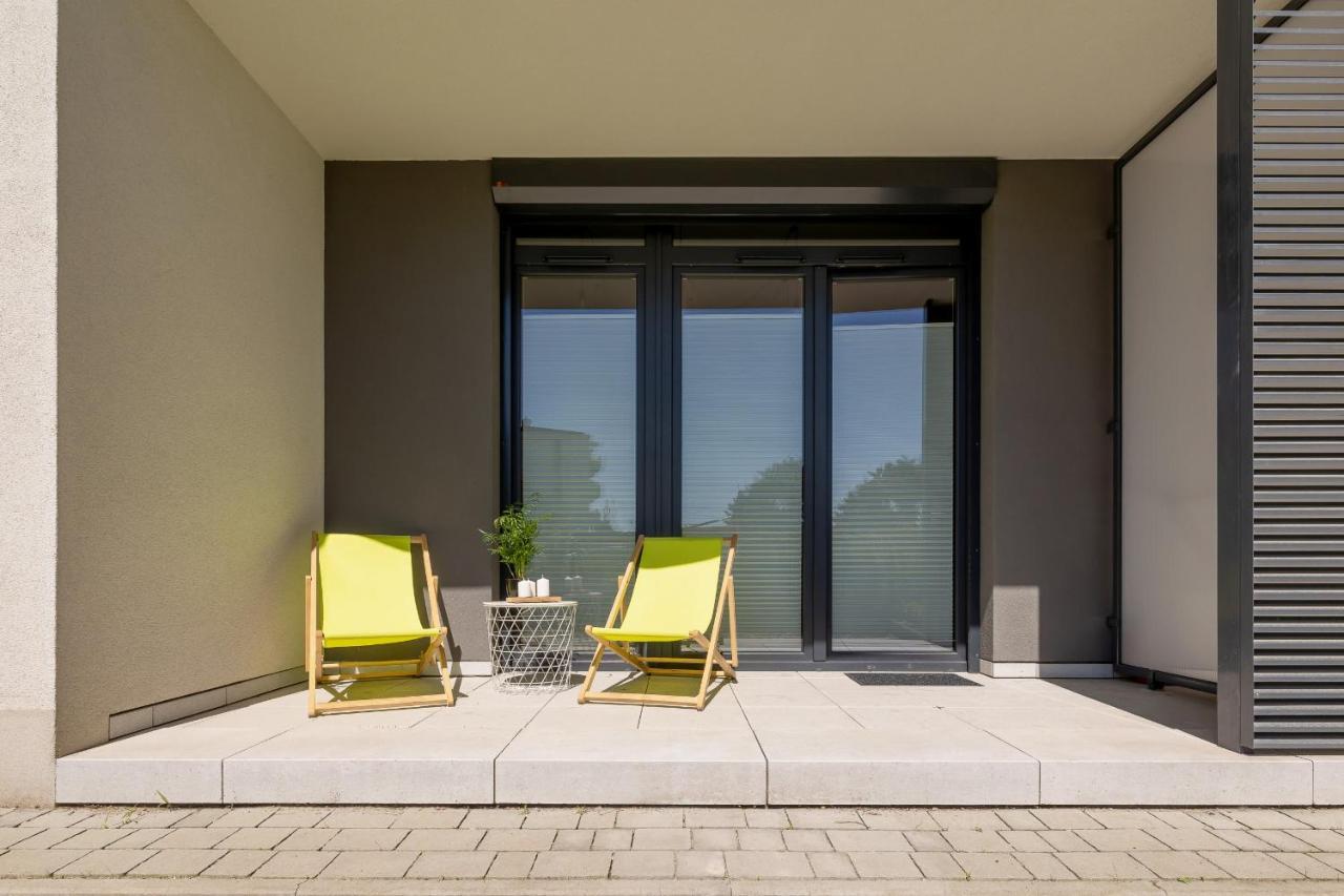 Krakow Studio With Parking & Terrace Near Zalew Bagry By Renters Prestige Exteriér fotografie